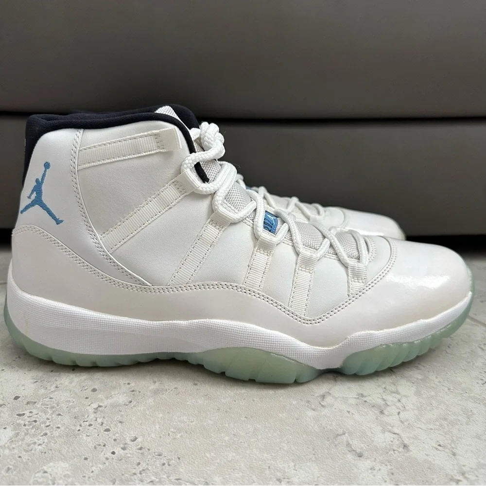 Jordan 11 Retro Sneaker Size 11.5 Men